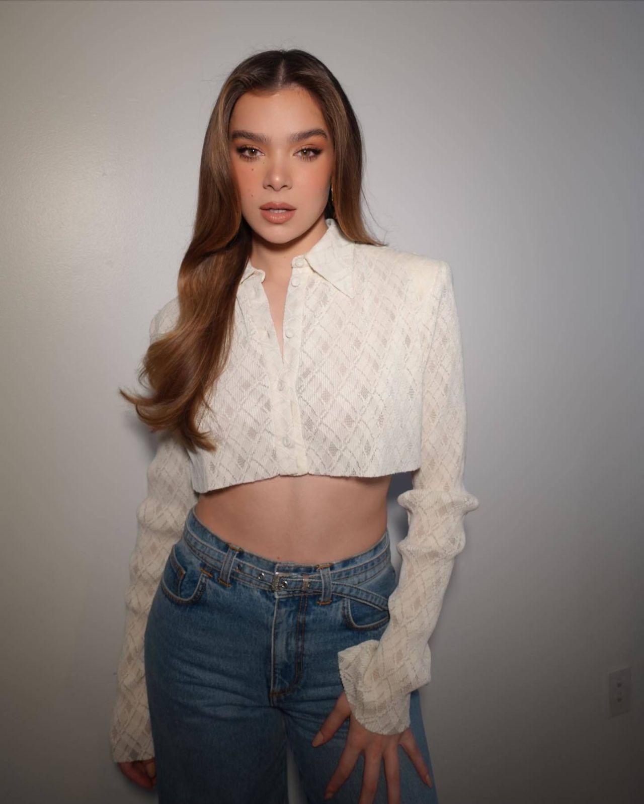 Hailee Steinfeld - 