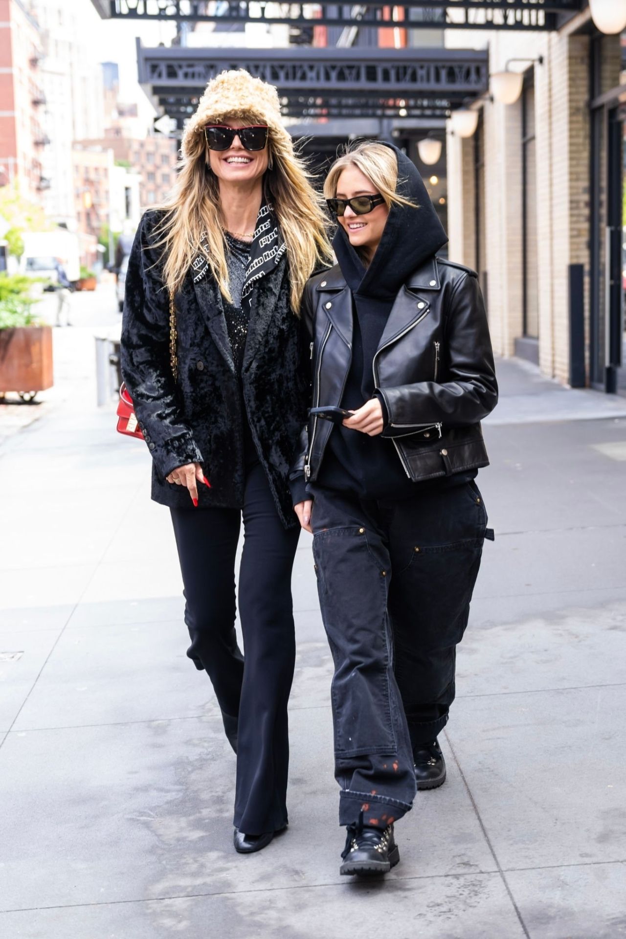 Heidi Klum and Leni Klum - Out in the Meatpacking District, NYC 05/04 ...