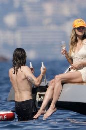 Heidi Klum in a Bikini on a Yacht in the South of France 05/30/2023