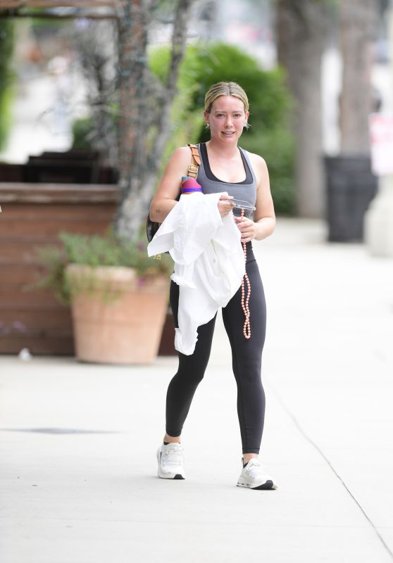 Hilary Duff in Gym Ready Outfit in Los Angeles 05/29/2023