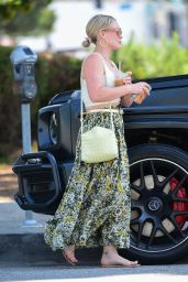 Hilary Duff - Out in Los Angeles 05/18/2023
