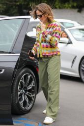 Jennifer Garner - Shops at Jenny Kayne Store in Brentwood 05/26/2023