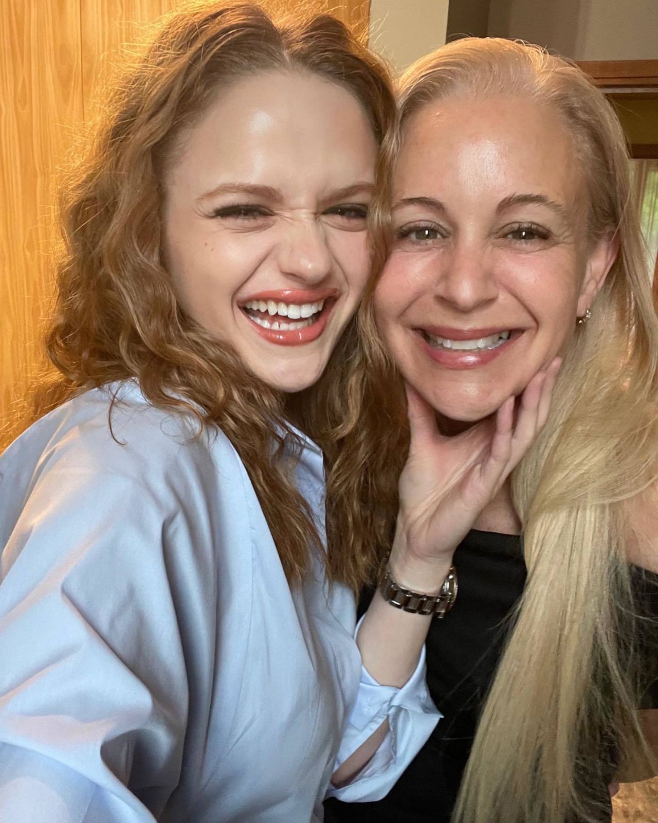 Joey King 05/07/2023 • CelebMafia