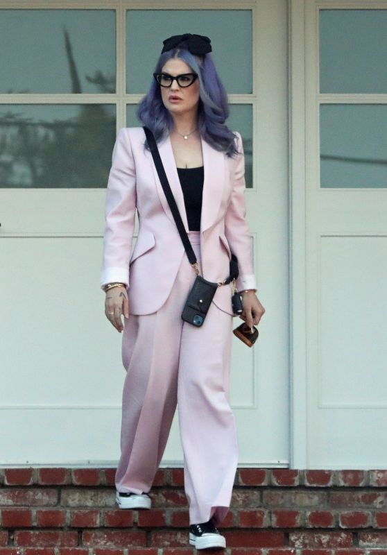 Kelly Osbourne in a Light Pink Suit in Los Angeles 05/21/2023