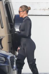 Khloe Kardashian - Out in Los Angeles 05/23/2023