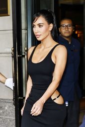 Kim Kardashian - Exits the Ritz-Carlton Hotel in New York 05/16/2023