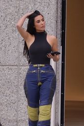 Kim Kardashian Street Style - Calabasas 04/28/2023