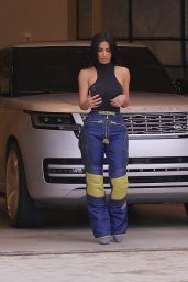 Kim Kardashian Street Style - Calabasas 04/28/2023