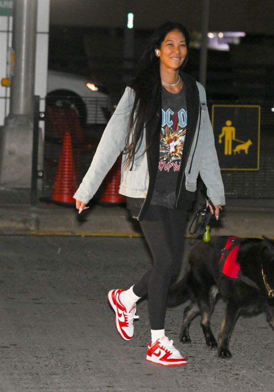 Kimora Lee Simmons - Out in New York 05/16/2023 • CelebMafia