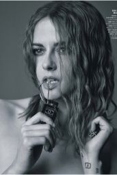 Kristen Stewart - ELLE Japan July 2023 Issue
