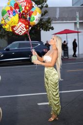 Lisa Opie - Celebrates Her Birthday in Los Angeles 05/09/2023