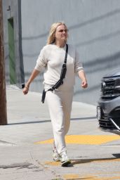 Malin Akerman in an Off-white Sweatshirt and Sweatpants in Los Angeles 05/15/2023