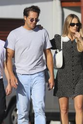 Margot Robbie With Her Husband Tom Ackerley - Byron Bay 05/13/2023