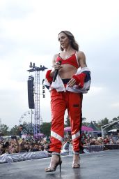 Melanie Chisholm - Performs at Tecate Emblema 2023 Festival in Mexico City 05/13/2023