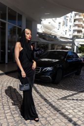 Model Roz at Hotel Martinez in Cannes 05/25/2023