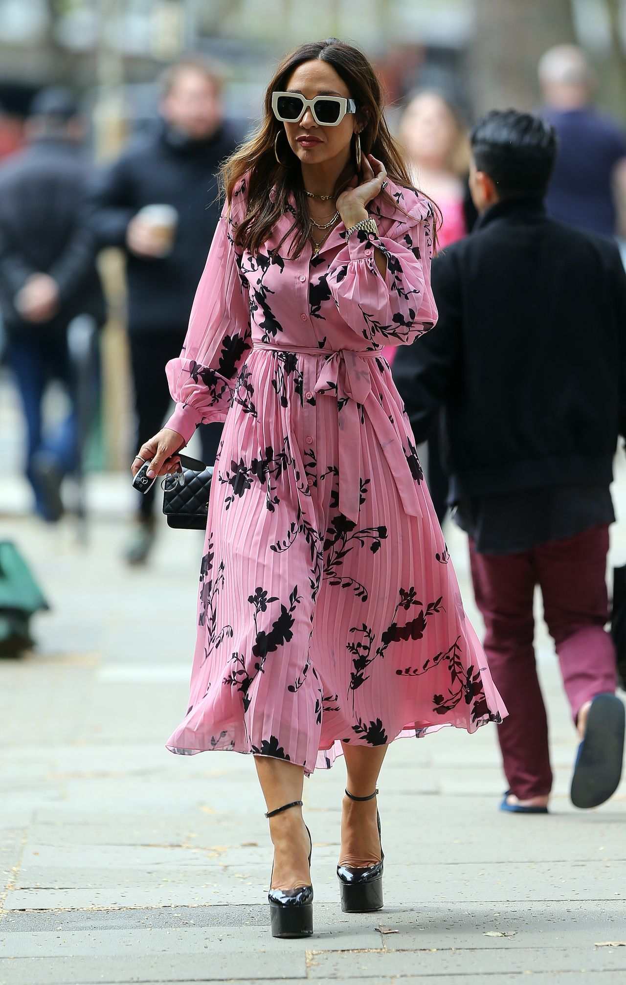 Myleene Klass in a Pink Floral Tropical Shirt Dress and White Shades