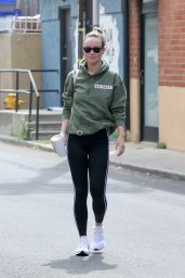 Olivia Wilde - Leaves Tracy Anderson Gym in Los Angeles 05/15/2023