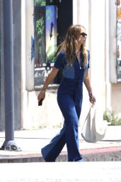 Olivia Wilde - Out in Los Angeles 05/20/2023