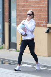 Olivia Wilde - Out in Studio City 05/03/2023