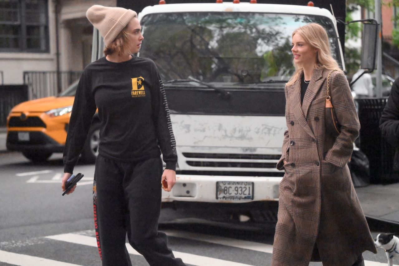 Samara Weaving and Cara Delevingine - Out in New York 05/04/2023