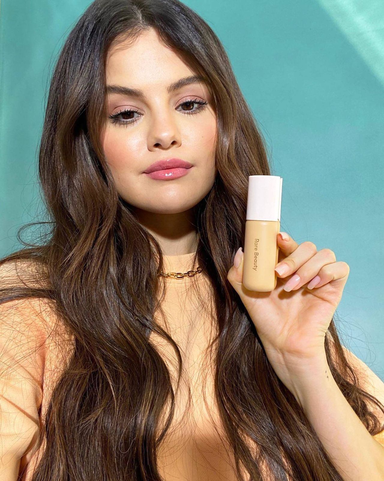 Beautiful Girl Boss Selena Gomez promoting her makeup line