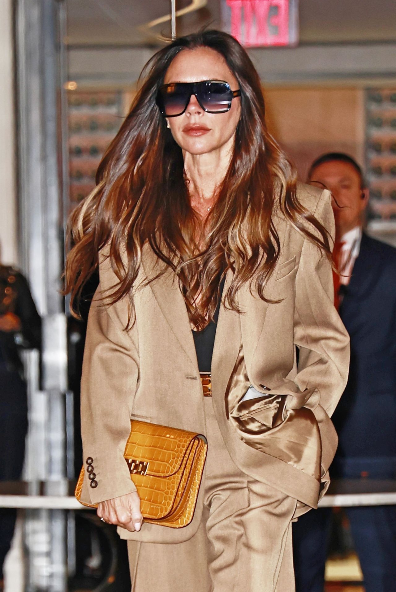 Victoria Beckham in All-beige Ensemble and Leather Tote in New York 05 ...