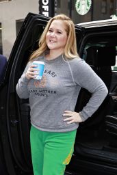 Amy Schumer - Arriving at the Today Show in New York 06/07/2023