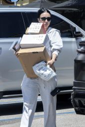 Breana Tiesi in Comfy Gray Sweats and Prada Slippers at a UPS Store in Calabasas 06/20/2023
