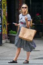 Chloe Sevigny - Shopping in New York 06/21/2023