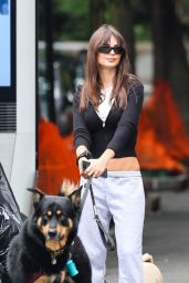 Emily Ratajkowski - Out in New York 06/23/2023