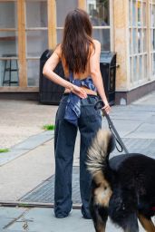 Emily Ratajkowski Street Style - New York 06/15/2023