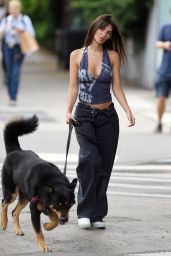 Emily Ratajkowski Street Style - New York 06/15/2023