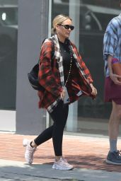 Hilary Duff in Flannel shirt in Los Angeles 06/08/2023