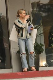 Hilary Duff Street Style - Beverly Hills 06/14/2023