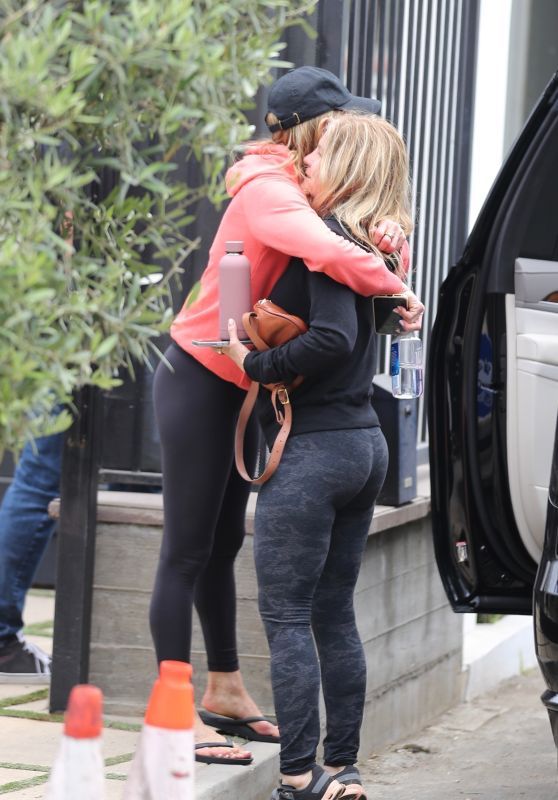 Jennifer Aniston - Out in Los Angeles 06/11/2023