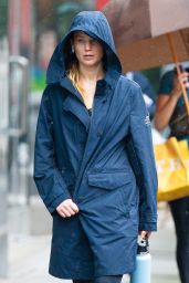 Jennifer Lawrence - Braves the NYC Rain 06/27/2023