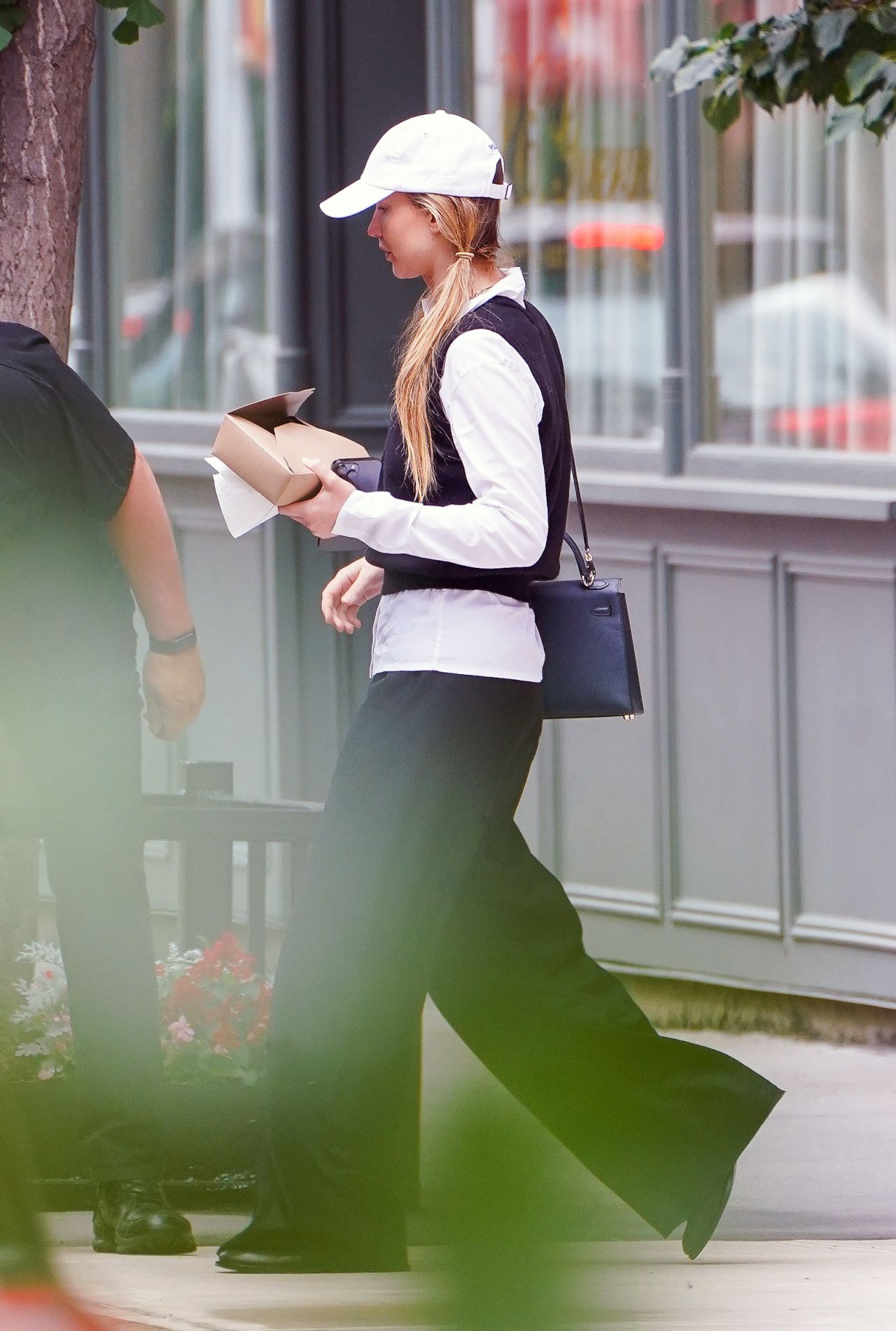 Jennifer Lawrence Out In New York 06 24 2023 3 