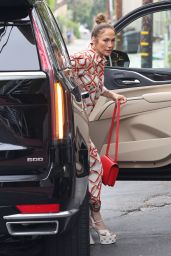 Jennifer Lopez - Out in West Hollywood 06/10/2023