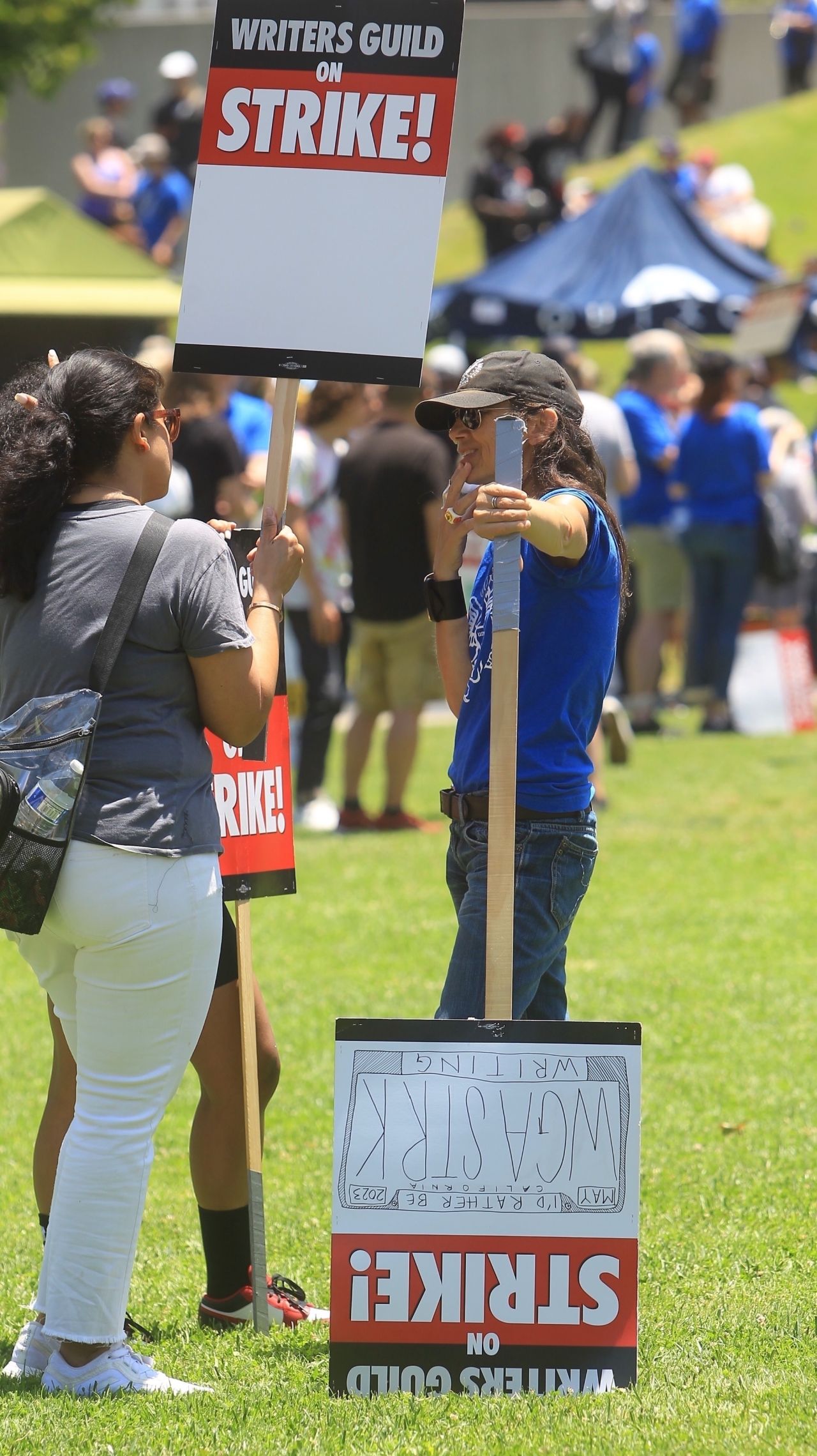 Justine Bateman at WGA Strike Rally in Los Angeles 06/21/2023 • CelebMafia