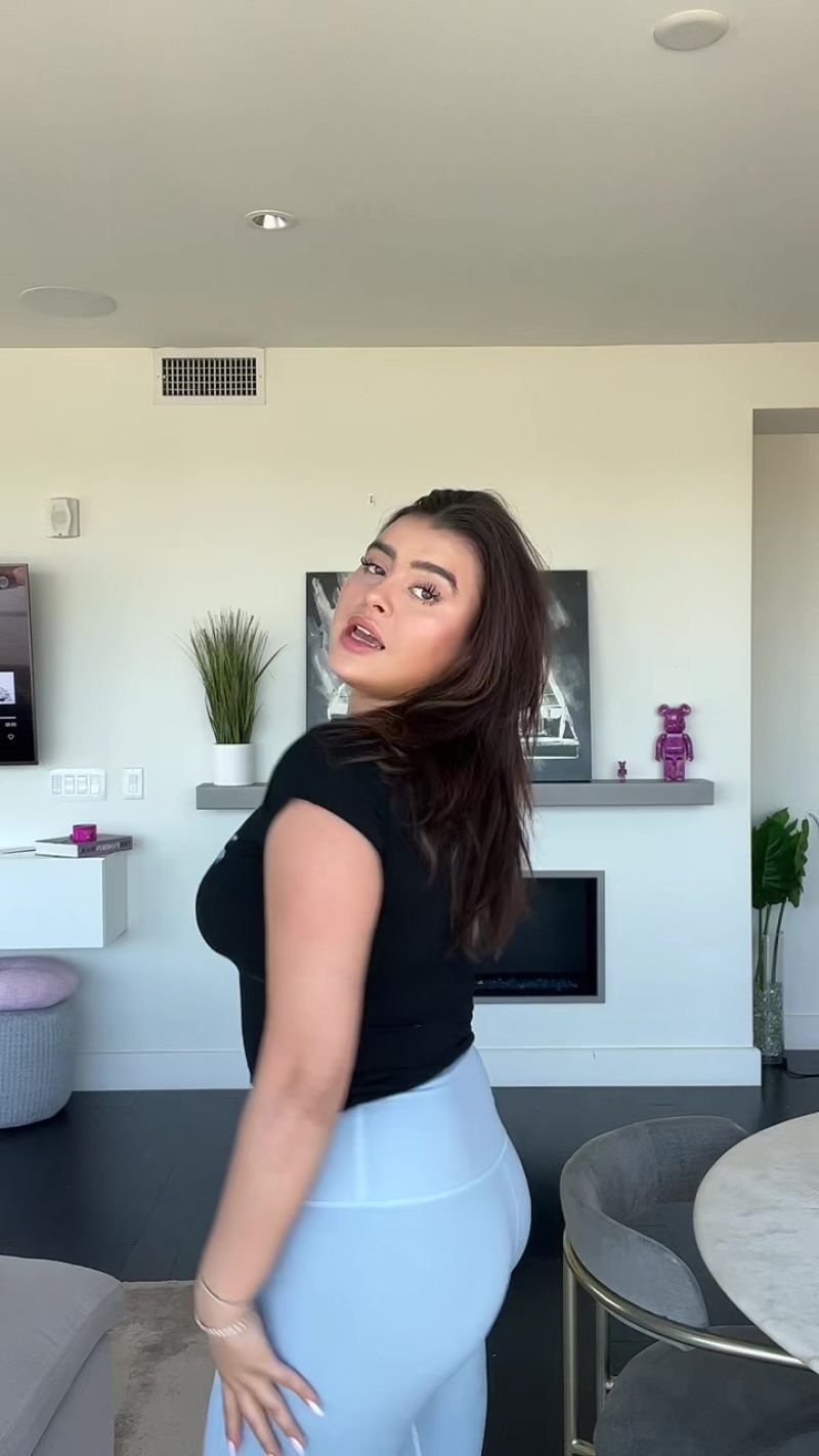 Kalani Hilliker 06 07 2023 • Celebmafia