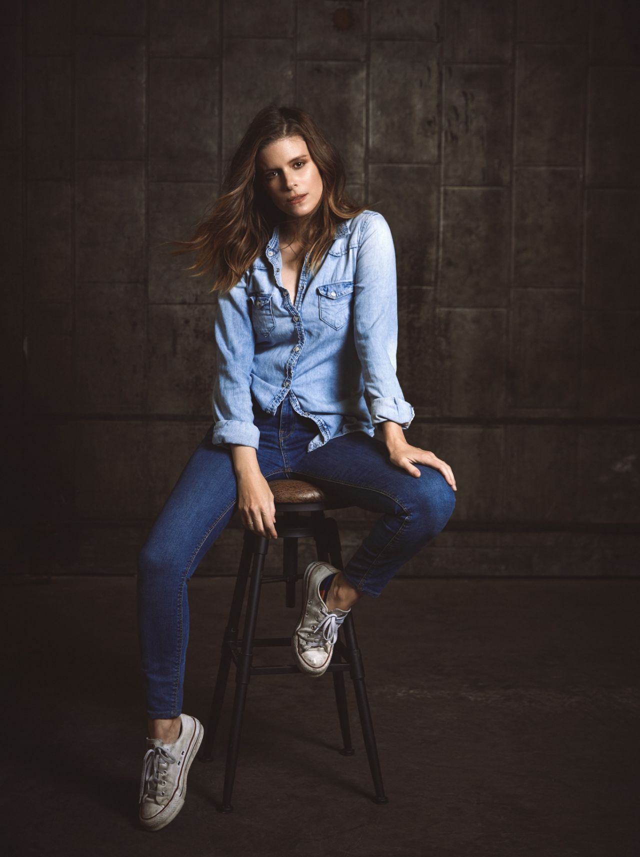 Kate Mara sexy in all denim in Gio Journal June 2023 - Celeblr