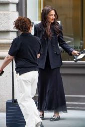 Katie Holmes - Out in New York City 06/05/2023 • CelebMafia