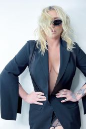 Kesha Live Stream Video and Photos 05/31/2023
