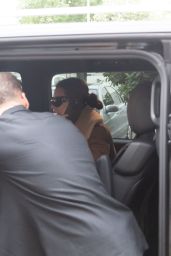 Kim Kardashian - Arrives at Berlin Brandenburg International Airport 06/06/2023