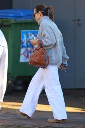 Lisa Wilkinson Wears a Grey Turtleneck Sweater - Mosman 06/23/2023