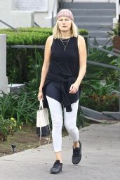 Malin Akerman - Grocery Shopping in Los Feliz 06/07/2023