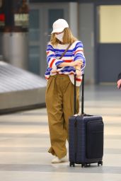 Margot Robbie at JFK Airport in New York 05/31/2023