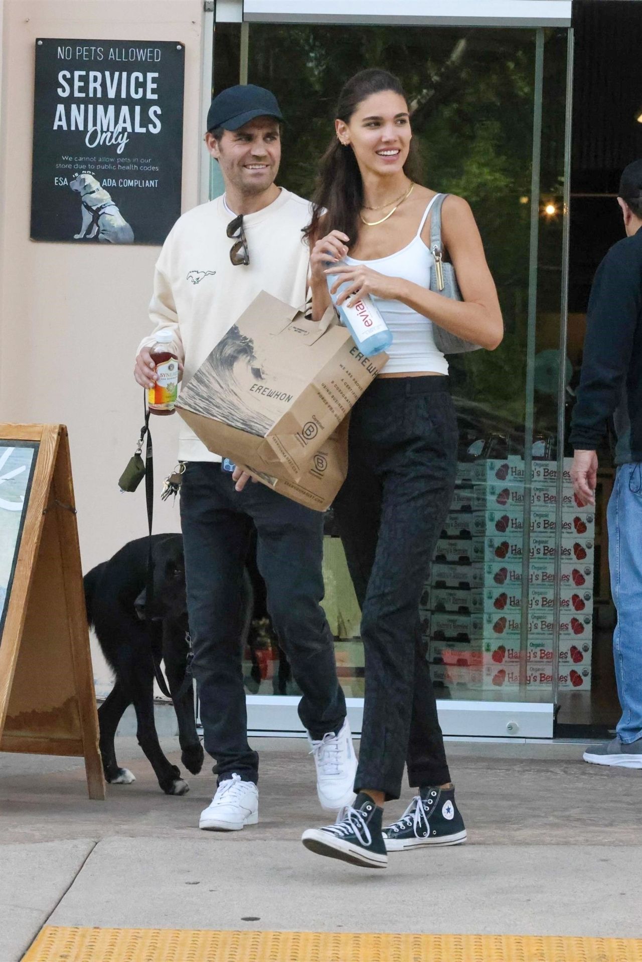 Natalie Kuckenburg at Erewhon Market in Calabasas 06/14/2023 • CelebMafia