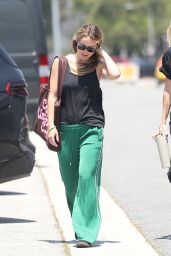 Olivia Wilde at Roil Salon in Beverly Hills 06/29/2023
