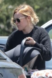 Rumer Willis - Out in Calabasas 06/20/2023